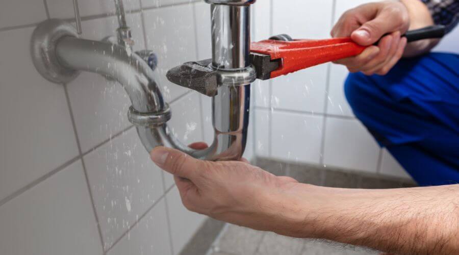 Expert burst pipe repair services in Waunakee, WI